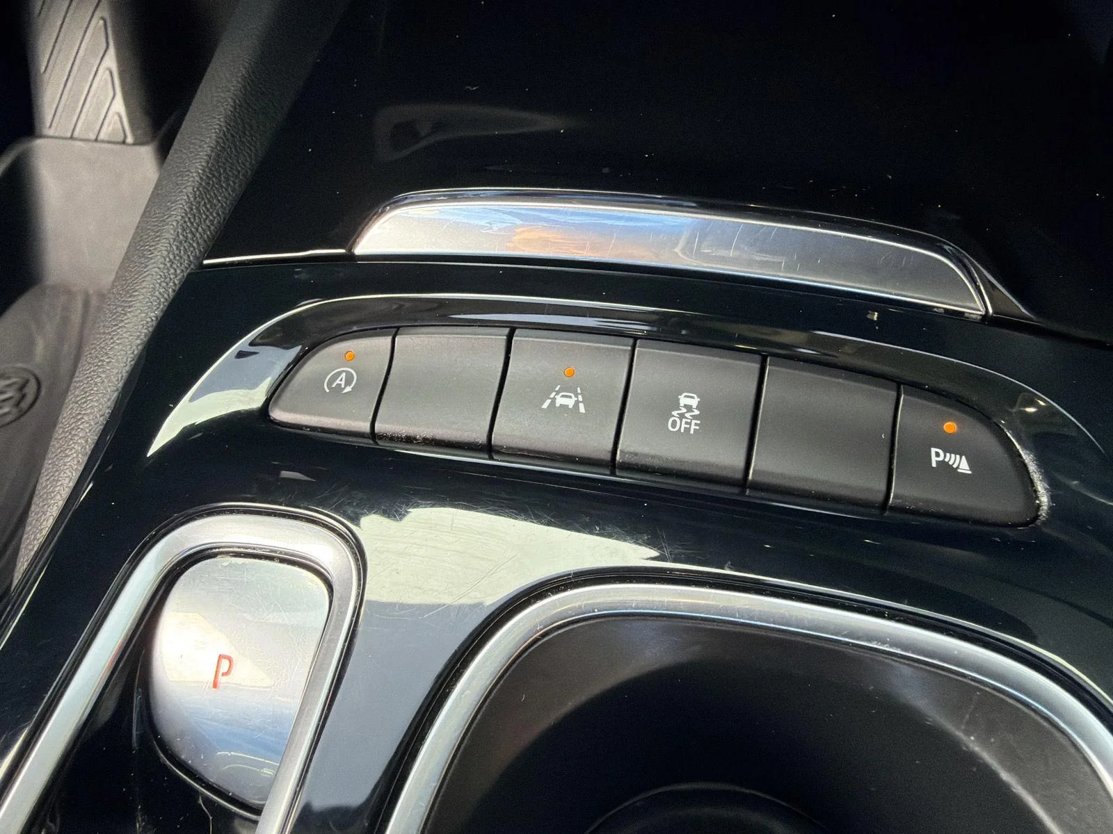 Used 2021 Summit White Buick Preferred image 26