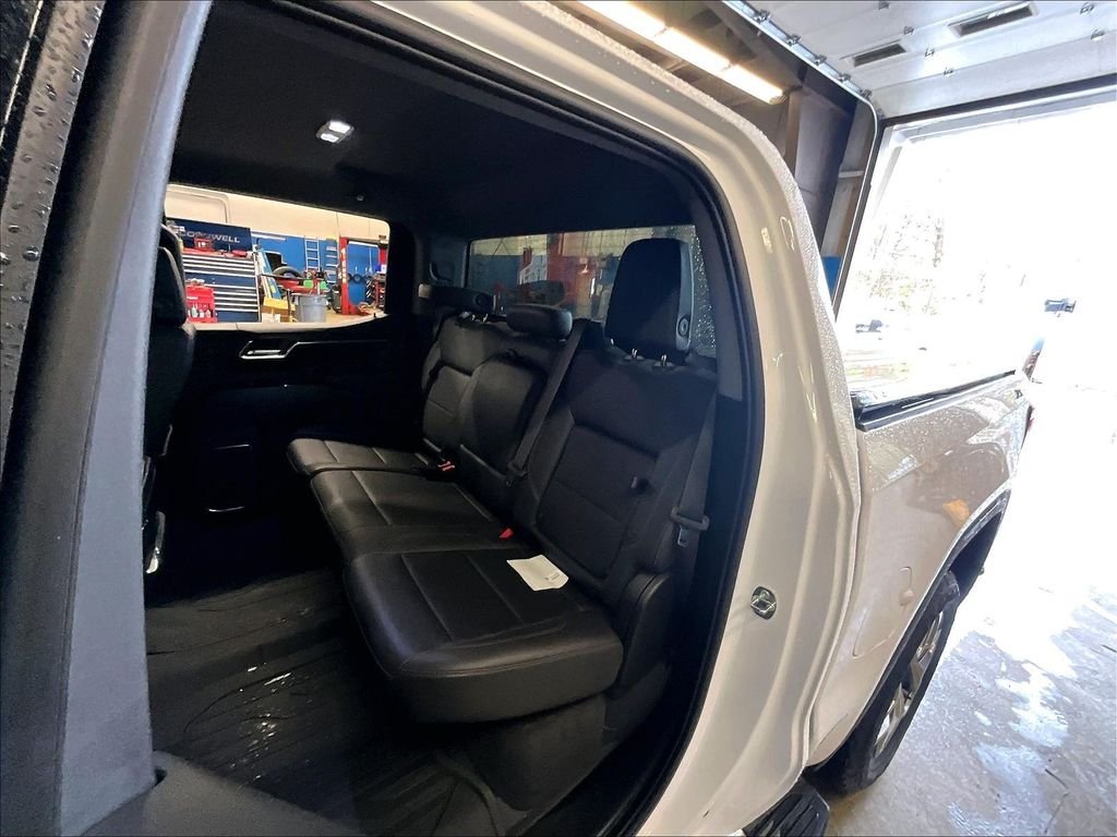 Used 2023 Summit White GMC SLT image 15