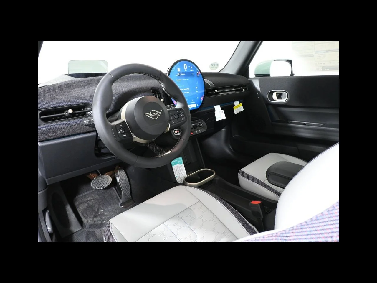 2026 MINI Hardtop 2 Door S - Photo 15