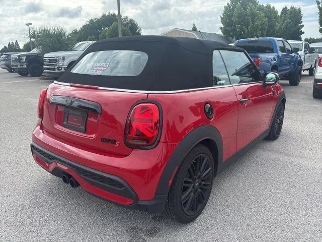 Used 2022 Red MINI Signature image 5