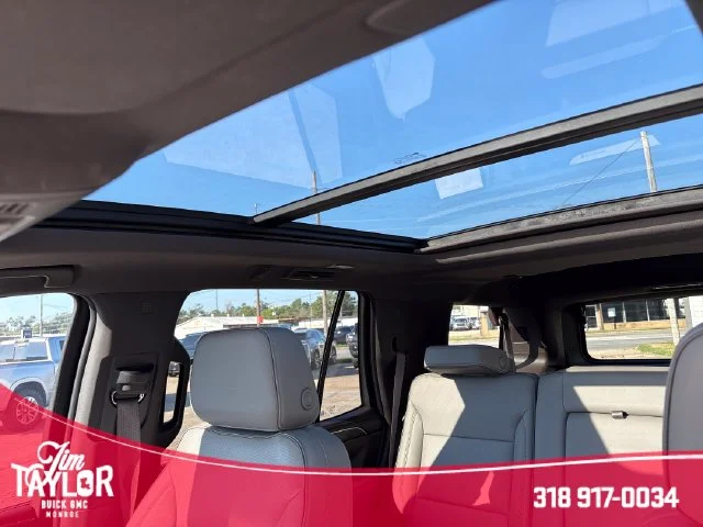 Used 2021 White GMC SLT image 23