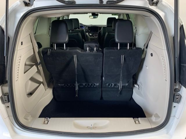 Used 2024 White Chrysler Touring L image 25