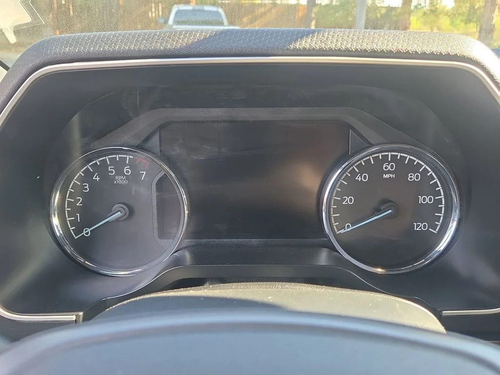 Used 2022 White Ford XLT image 45