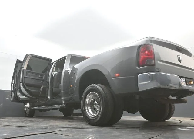 Used 2013 Gray Ram Tradesman image 50