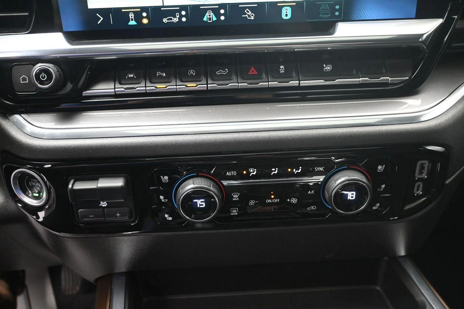 Used 2023 Iridescent Pearl Tricoat Chevrolet High Country image 33