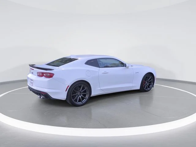 Used 2020 White Chevrolet LT1 image 8