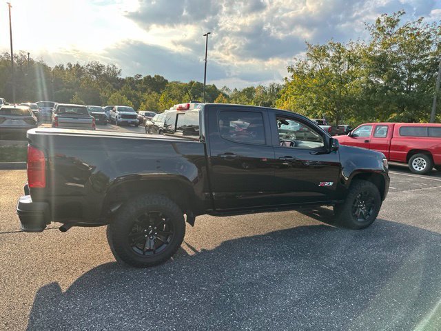 Used 2022 BLACK Chevrolet 4WD Z71 image 6