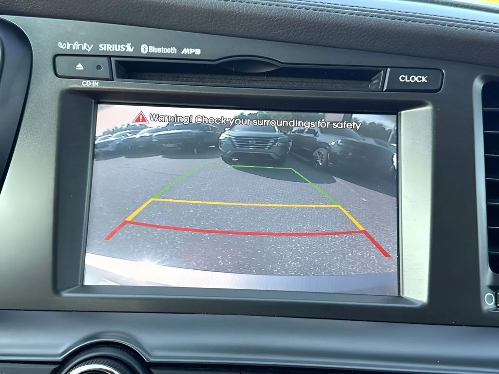 Used 2013 Silver Kia SX image 20