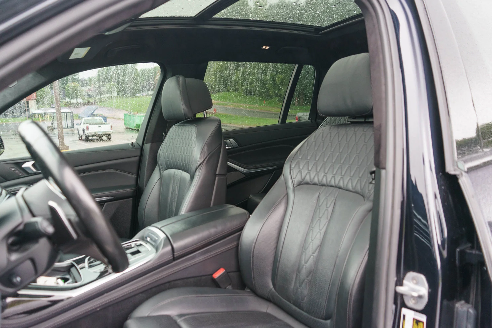 Used 2020 Carbon Black Metallic BMW xDrive40i image 12