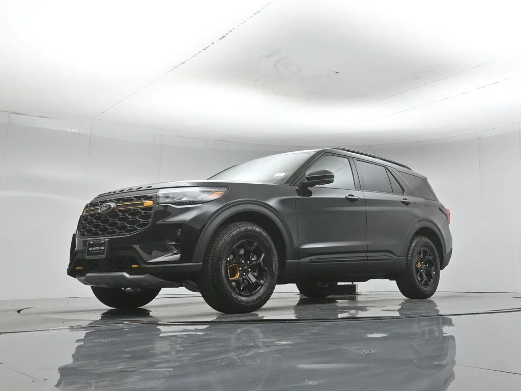 New 2026 Agate Black Metallic Ford Tremor image 45