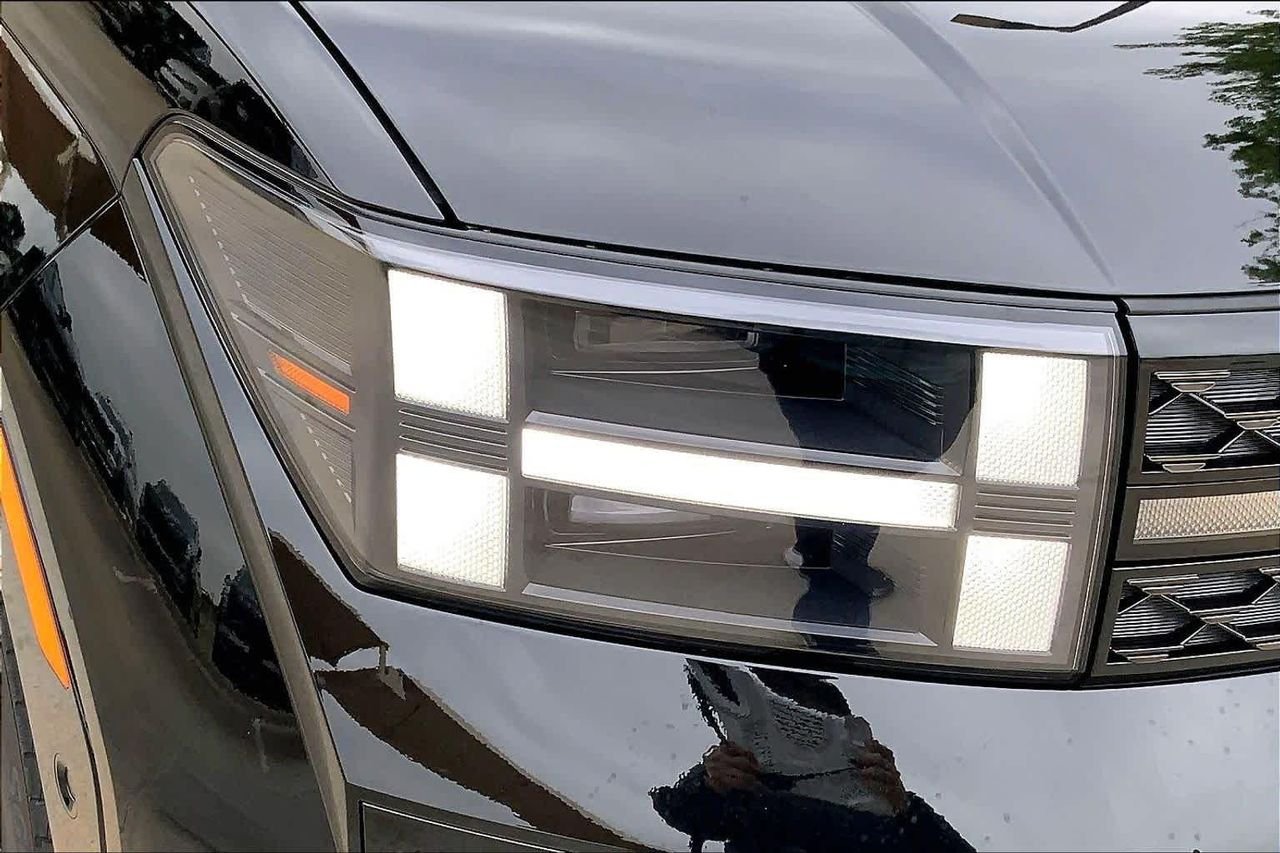New 2026 Phantom Black Hyundai Calligraphy image 13