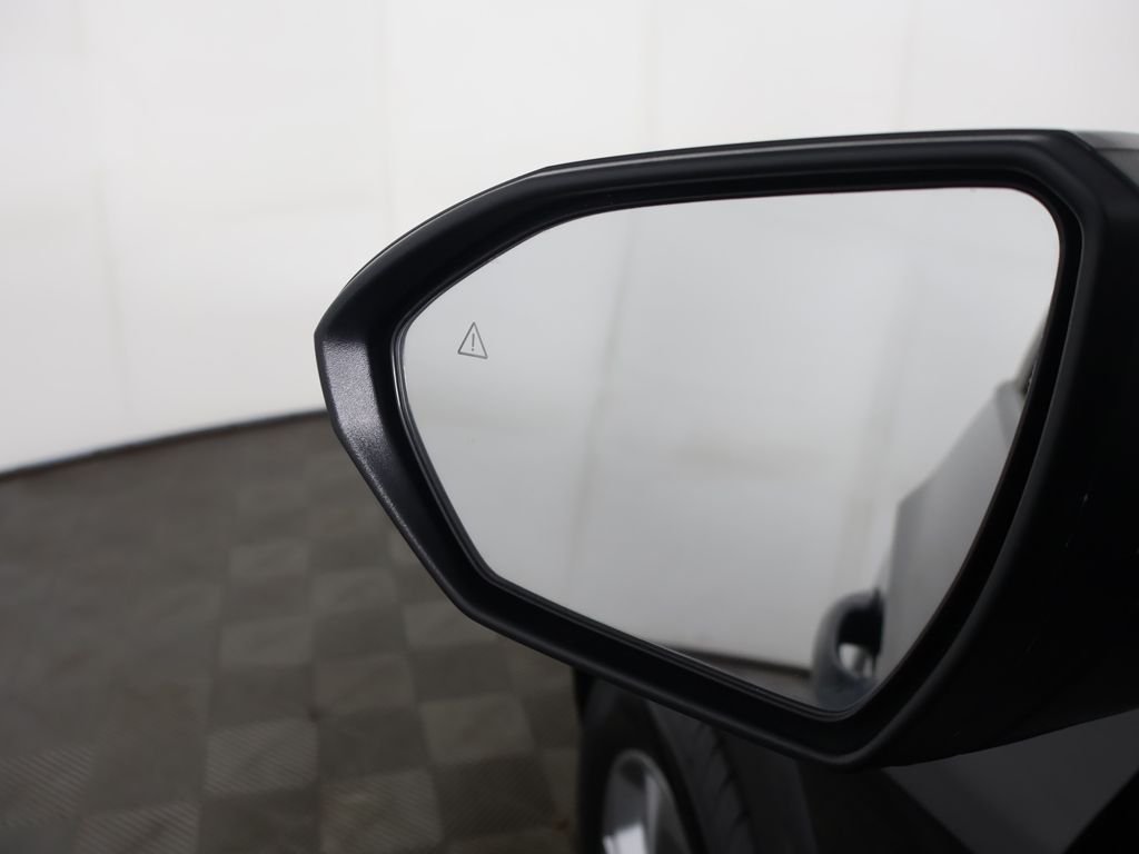 Used 2023 Black Hyundai SEL image 34