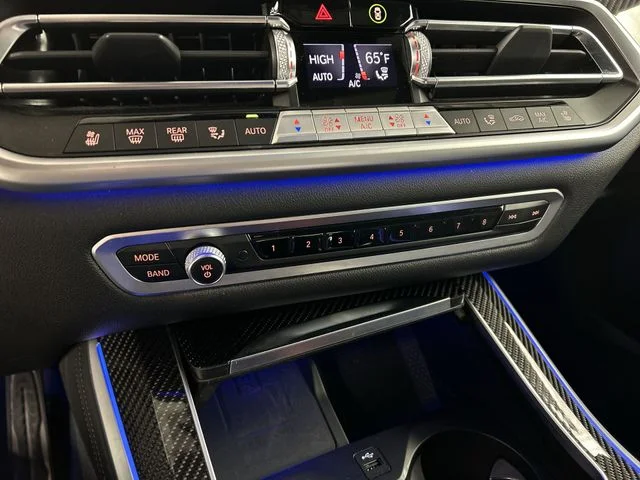 2022 BMW X5 M50i - Photo 18