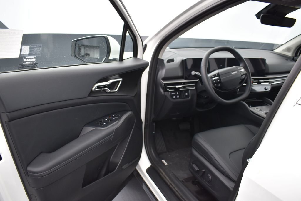 New 2026 Snow White Pearl Kia EX image 5
