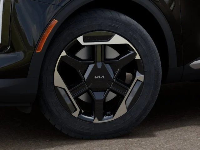 New 2027 Black Kia S image 9