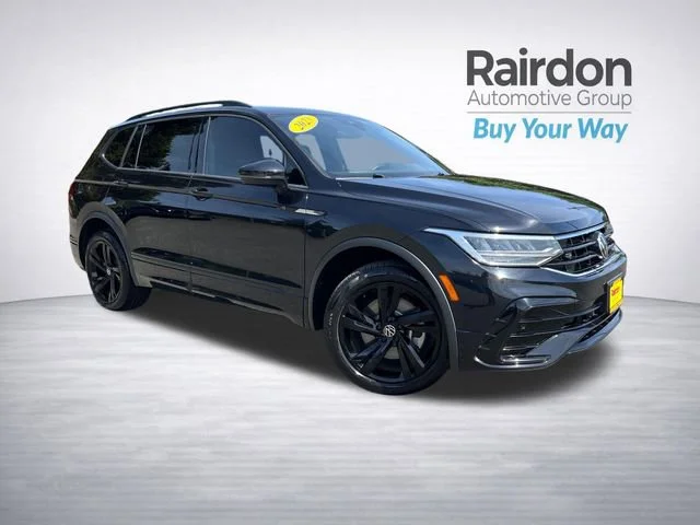 2023 Volkswagen Tiguan 2.0T SE R-Line Black 4Motion's photo