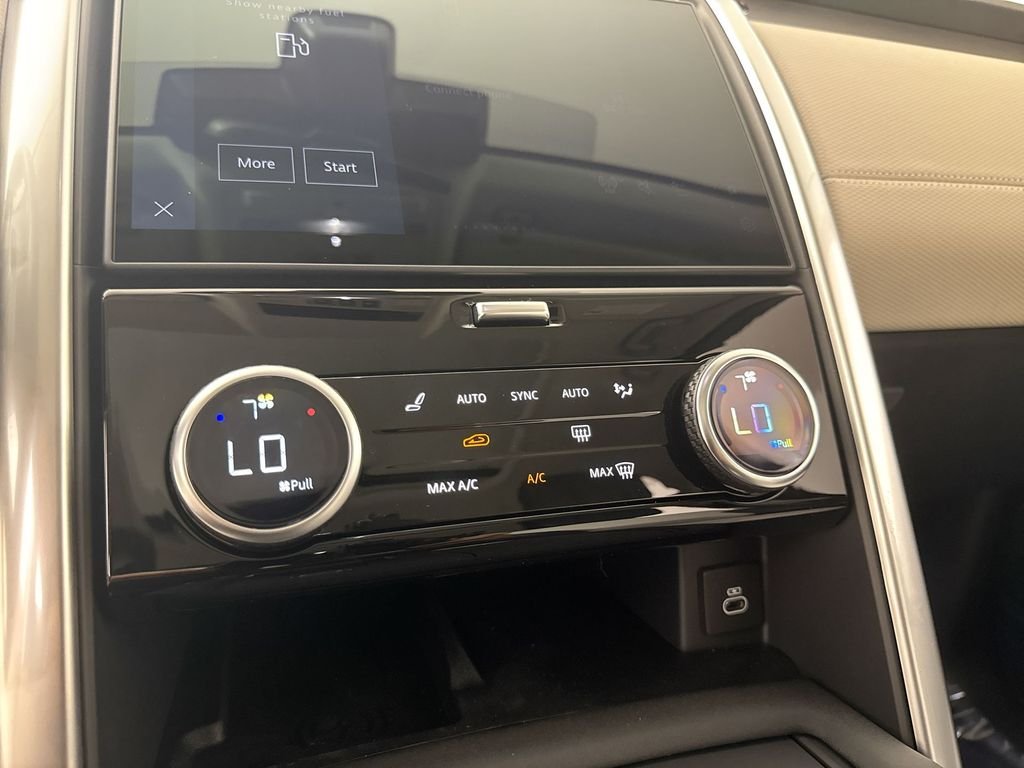 Certified Used 2025 Silver Land Rover Dynamic SE image 17