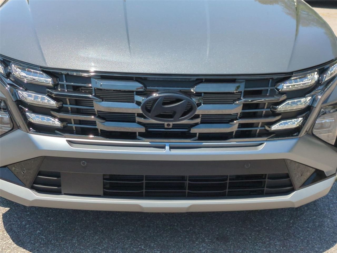 New 2026 Ecotronic Gray Hyundai Limited FWD image 14