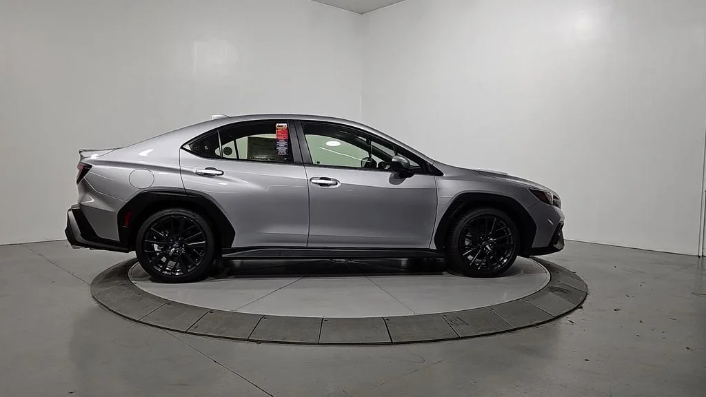 New 2026 ICE SILVER METALLIC Subaru Premium image 6
