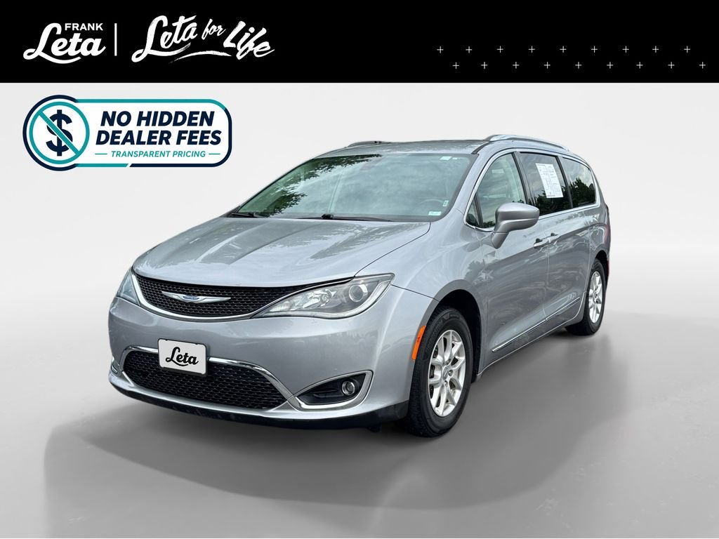 Used 2020 Billet Silver Metallic Chrysler Touring L image 1