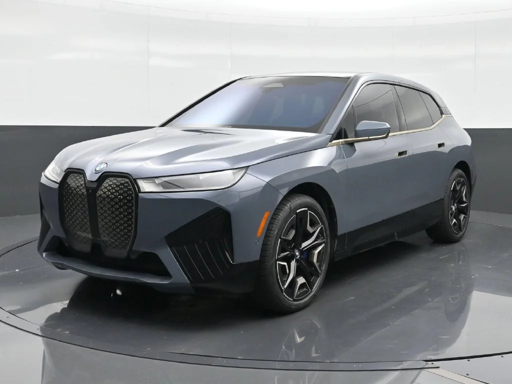 2024 BMW iX