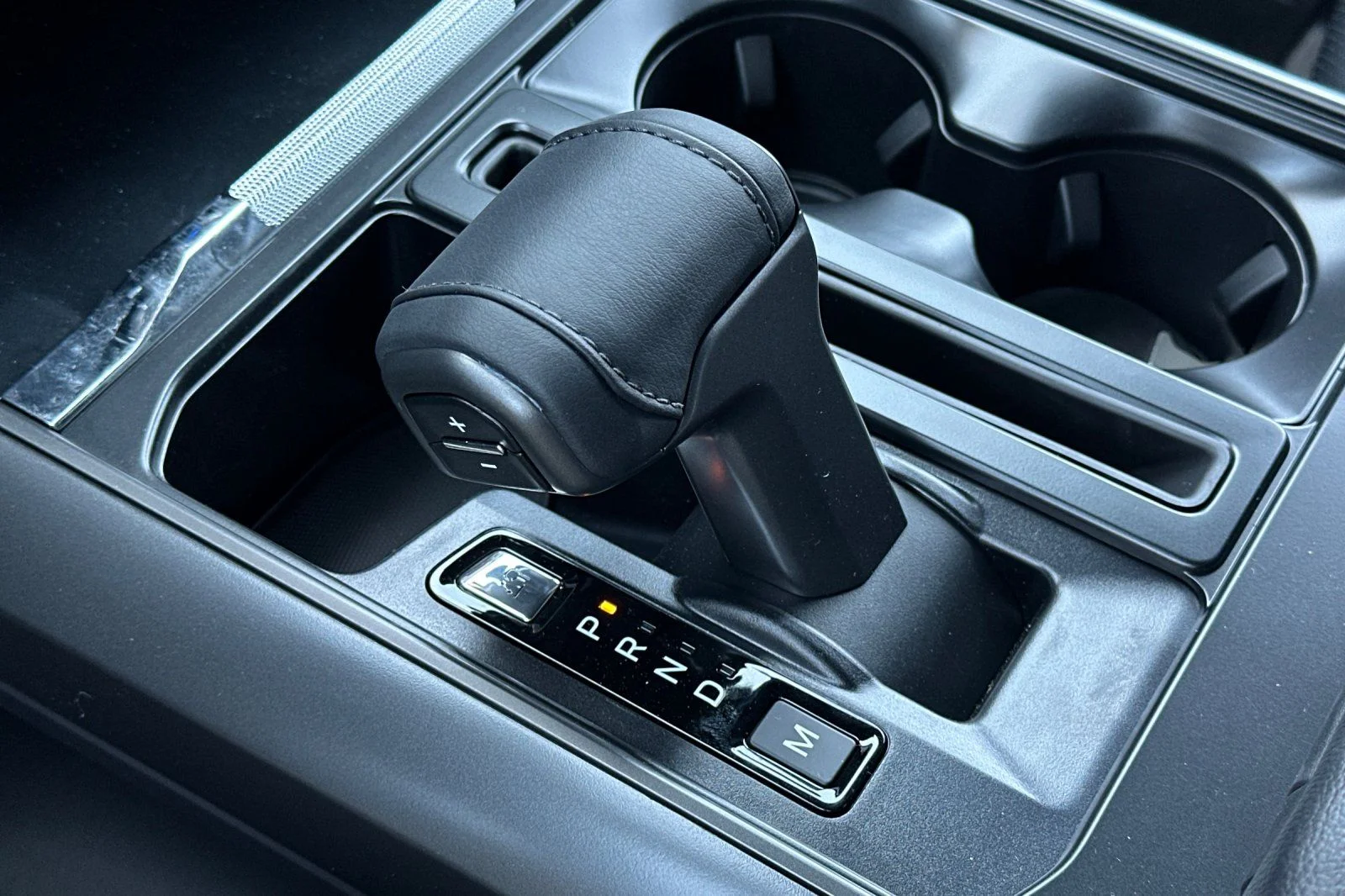 New 2026 Agate Black Metallic Ford Lariat® image 20