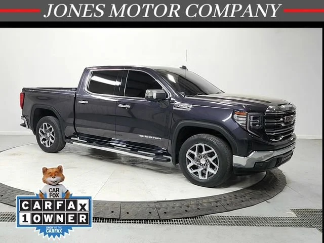 2023 GMC Sierra 4WD Crew Cab Short Box SLT's photo