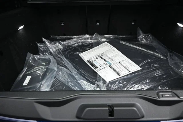 Certified Used 2026 Blue BMW M60i image 19