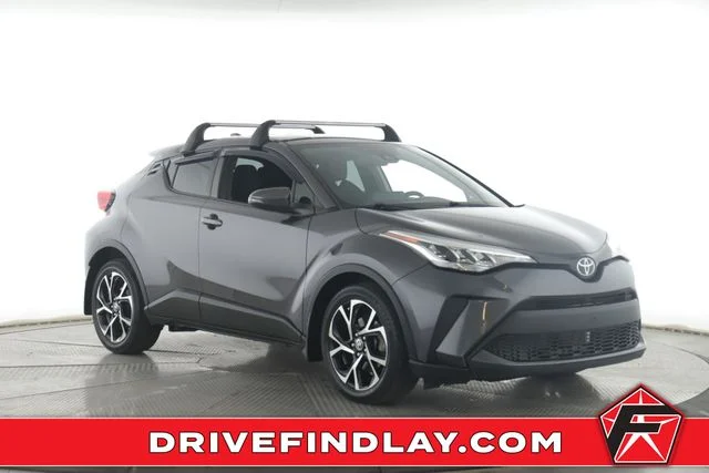 2021 Toyota C-HR XLE's photo