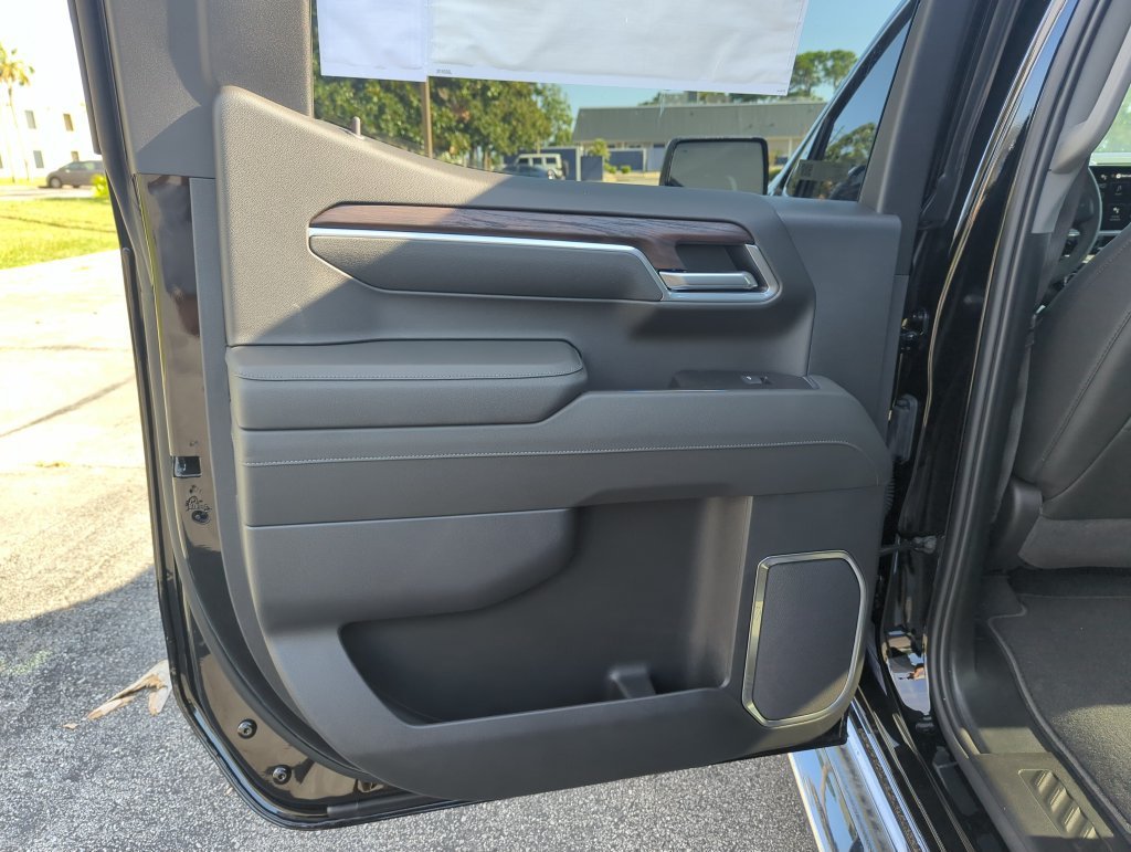 New 2026 Onyx Black GMC SLT image 27