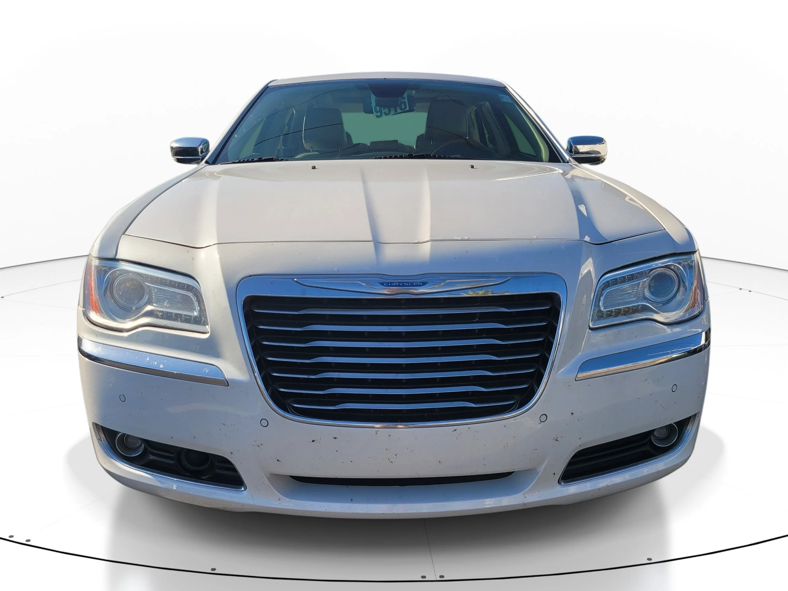 Used 2014 Ivory Tri-Coat Pearl Chrysler 300C image 2