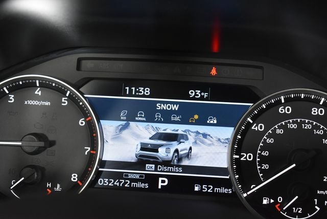 2024 Mitsubishi Outlander SE - Photo 49