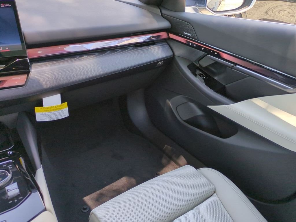 New 2027 Phytonic Blue Metallic BMW 530i image 17