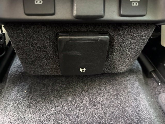 Certified Used 2025 Blue Land Rover SE image 35