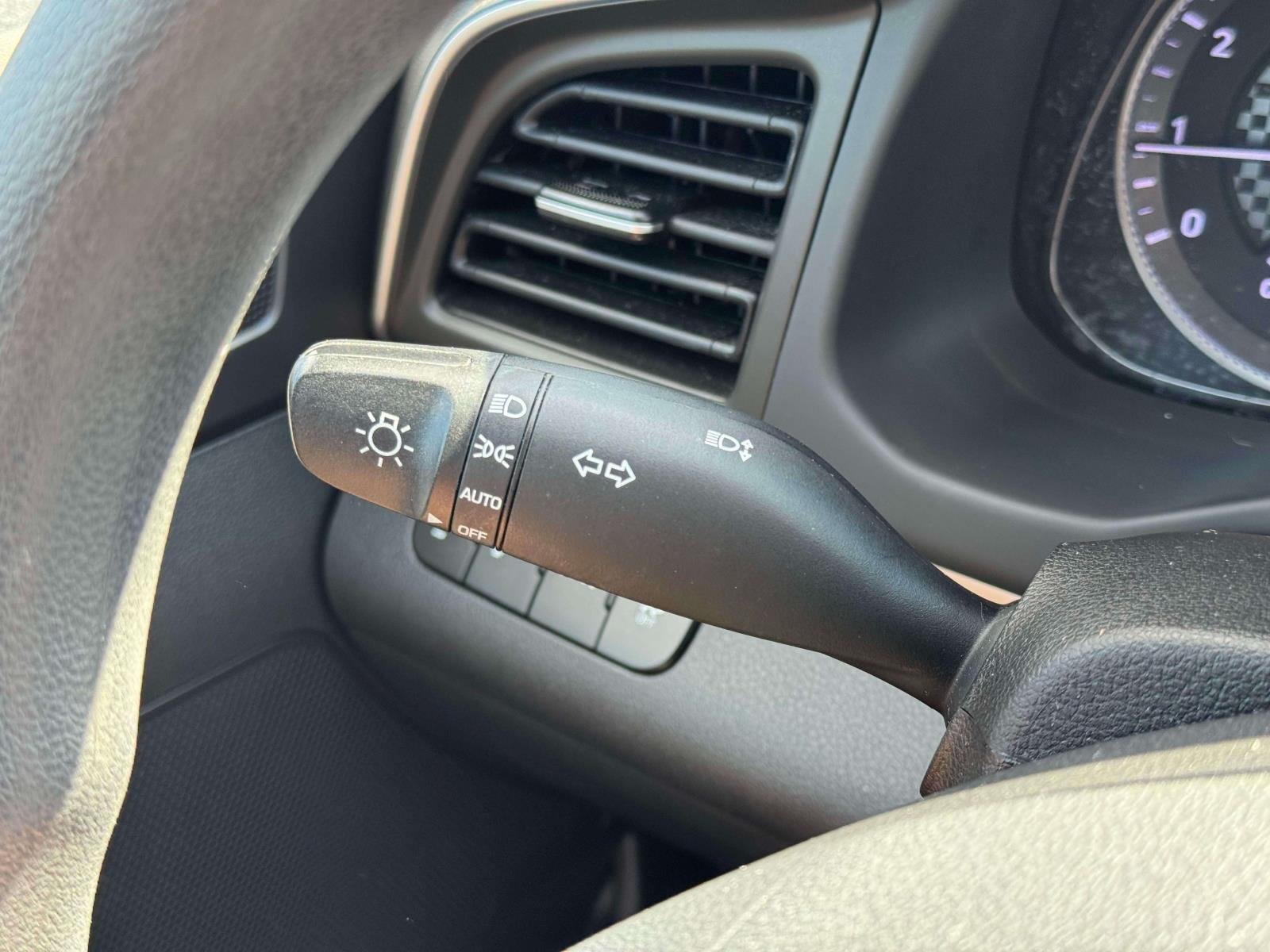 Certified Used 2020 White Hyundai SEL image 19