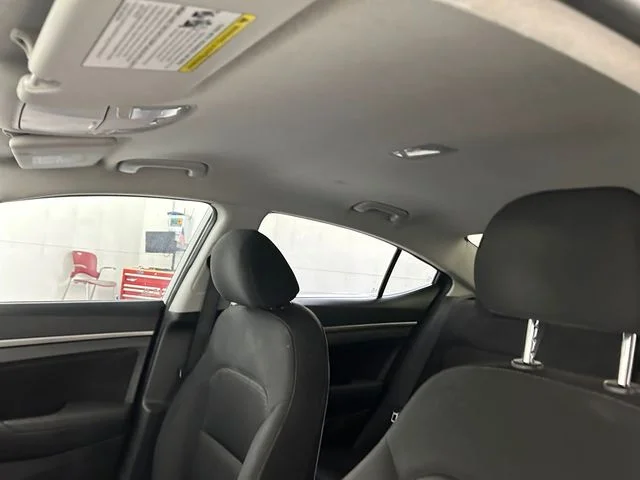 Used 2018 Silver Hyundai SEL image 25