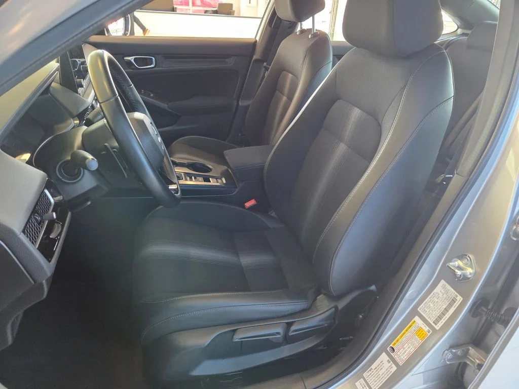 Certified Used 2025 Solar Silver Metallic Honda Sport image 14