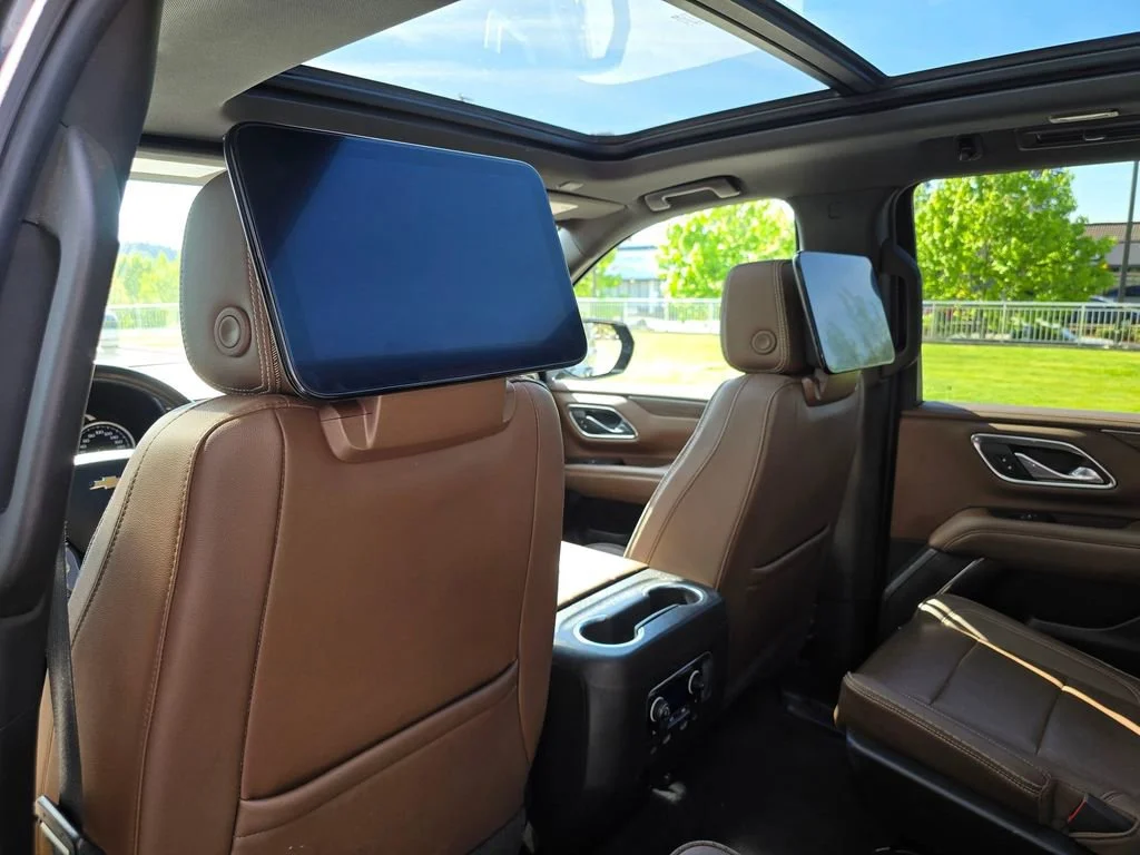 Used 2021 Black Chevrolet High Country image 22
