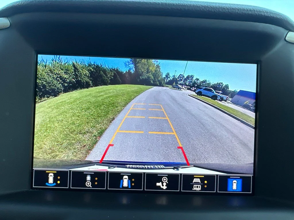 Used 2022 Marine Metallic GMC Denali image 23