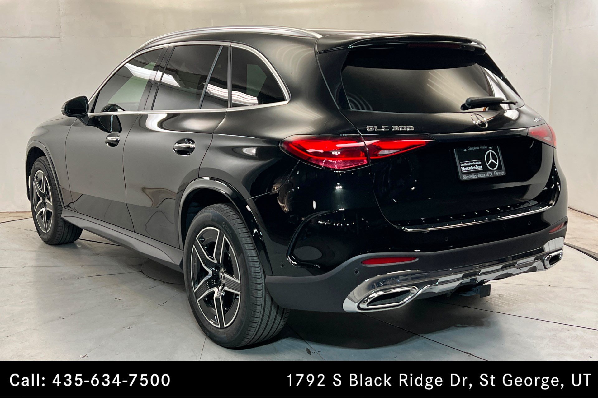 Certified Used 2026 Black Mercedes-Benz GLC 300 image 3
