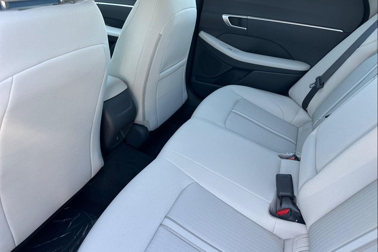 New 2026 Portofino Gray Hyundai SEL Sport image 12