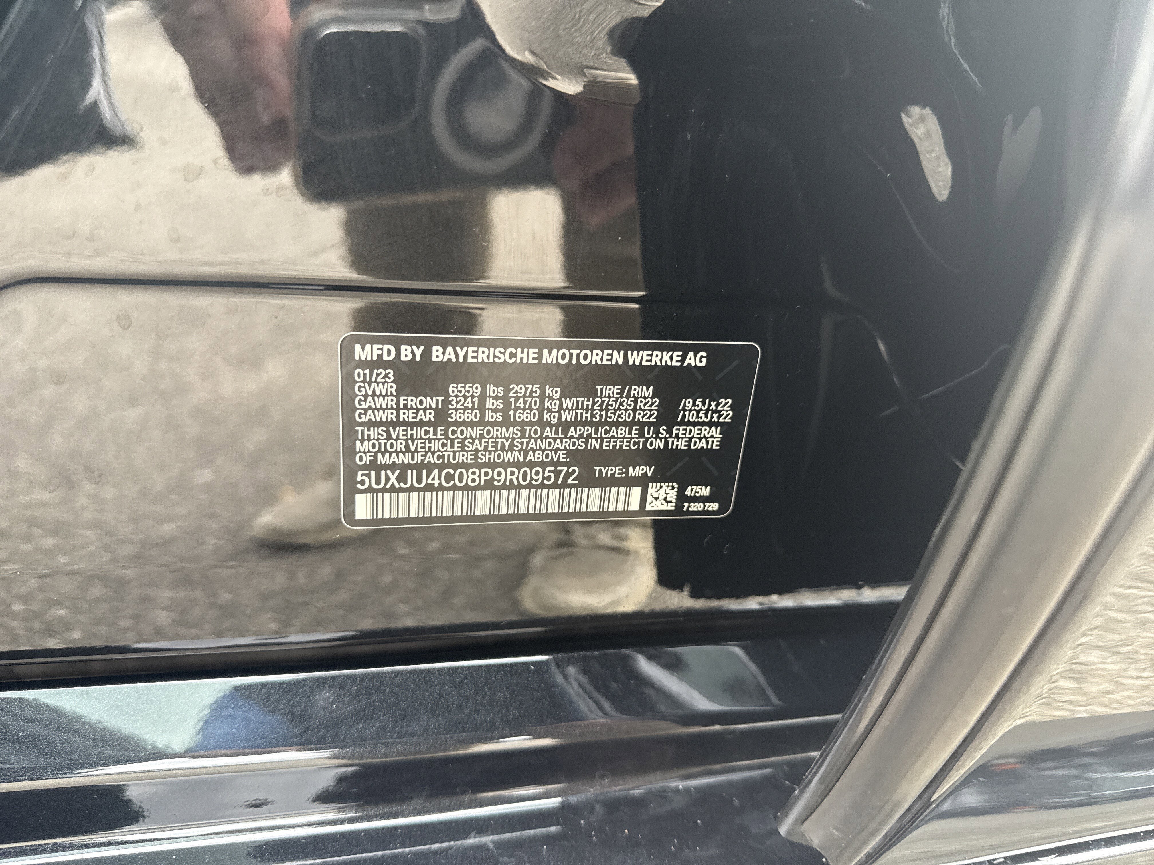 Used 2023 Black Sapphire Metallic BMW M50i image 35