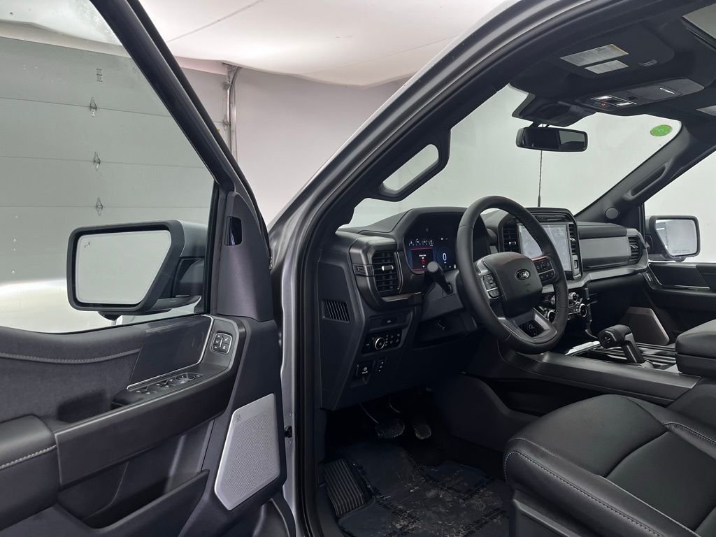 New 2026 Silver Ford Lariat image 17