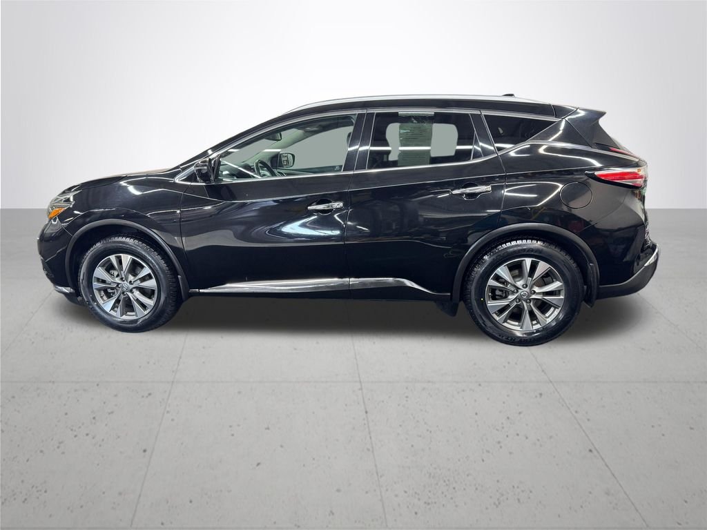 Used 2018 Black Nissan SL image 3