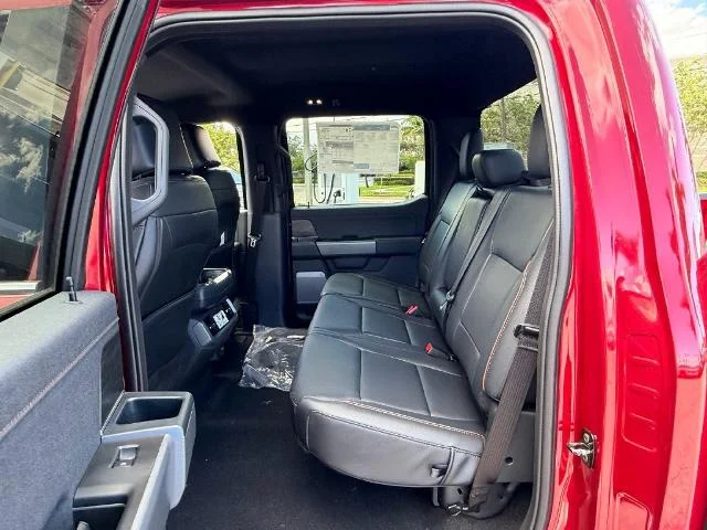 New 2026 Ruby Red Metallic Tinted Clearcoat Ford Lariat® image 28