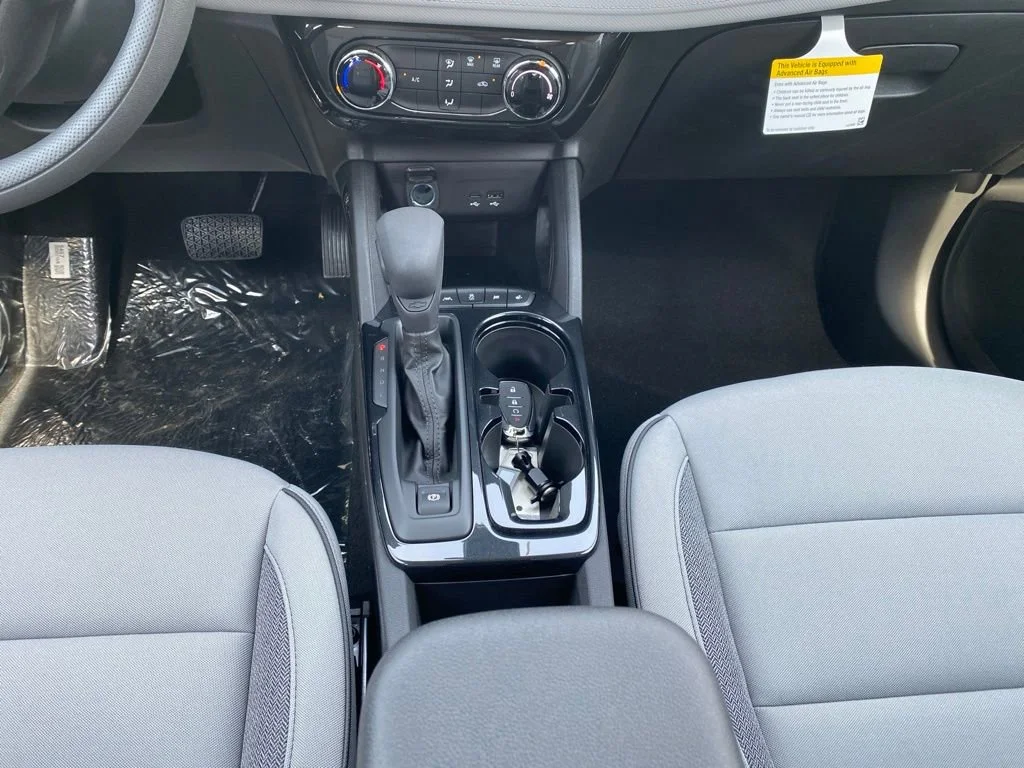 New 2026 Mosaic Black Metallic Chevrolet LT image 15