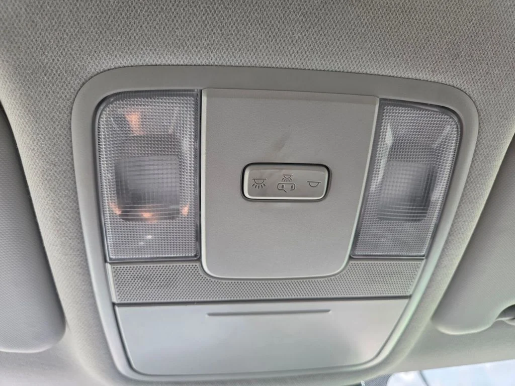 Used 2025 Red Kia LX image 19