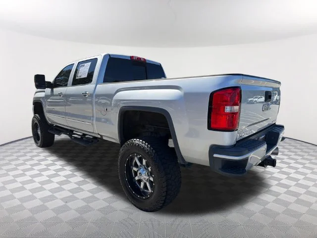 Used 2019 QUICKSILVER METALLIC GMC Denali image 7