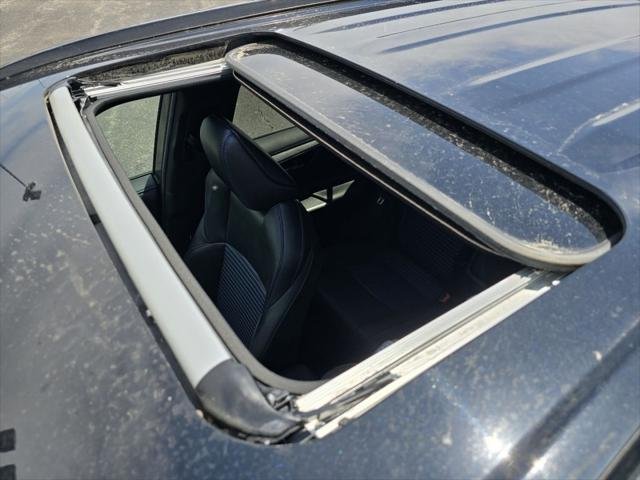 Certified Used 2022 MID BLCK/MAG GRAY Toyota  image 3