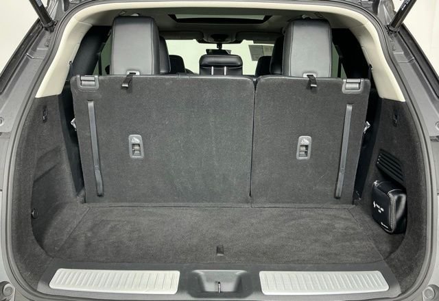 Certified Used 2023 Gray INFINITI PURE image 23